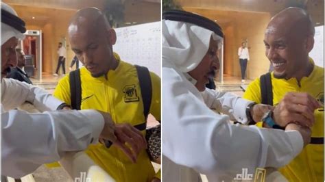 Fabinho incredulo in Arabia: Rolex in regalo da un tifoso dopo la 